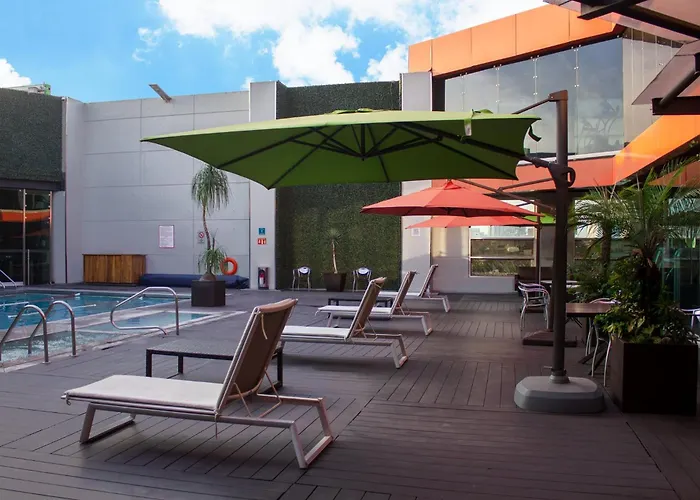 Hotel Zona Centro By Ihg 4*