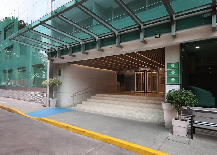 Hotel Zona Centro By Ihg 4*