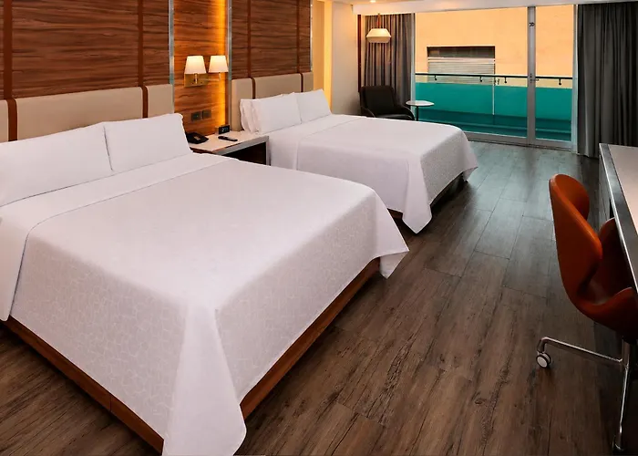 Zona Centro By Ihg Hotel