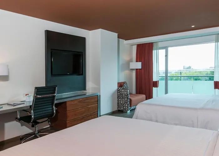 Hotel Zona Centro By Ihg