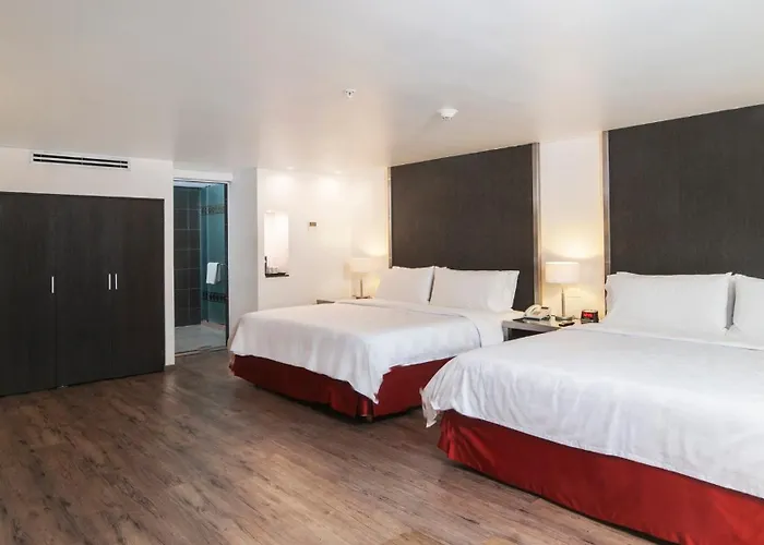 Zona Centro By Ihg Hotel 4*