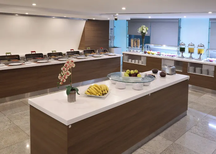 Zona Centro By Ihg 酒店 4*